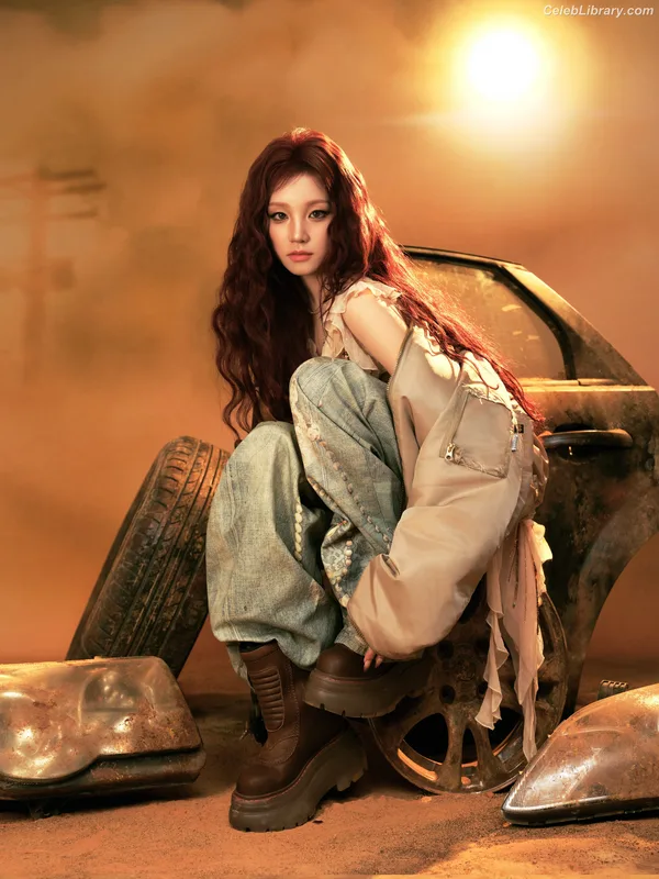 YUQI (Song Yuqi) i-dle (G)I-DLE photo 15 of 554