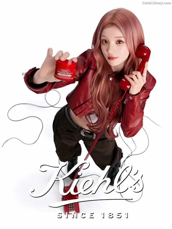 YUQI (Song Yuqi) i-dle (G)I-DLE photo 24 of 554
