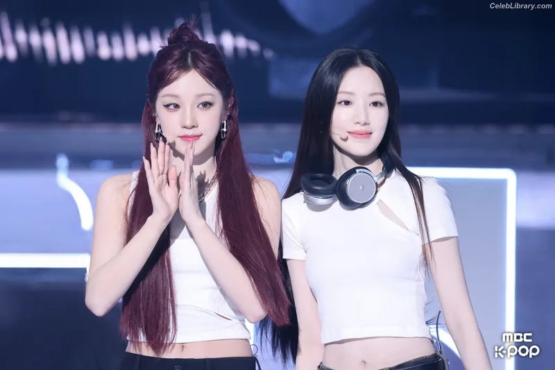 YUQI (Song Yuqi) i-dle (G)I-DLE photo 17 of 554