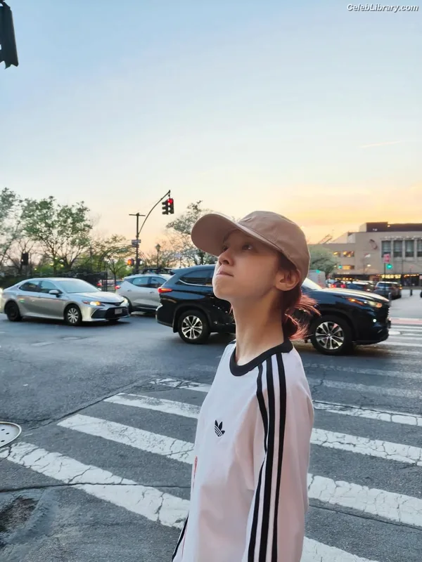 YUQI (Song Yuqi) i-dle (G)I-DLE photo 5 of 554