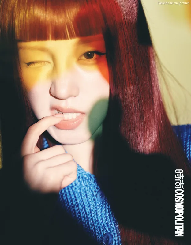 YUQI (Song Yuqi) i-dle (G)I-DLE photo 24 of 554