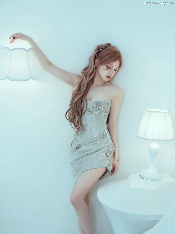 YUQI (Song Yuqi) i-dle (G)I-DLE photo 9 of 554