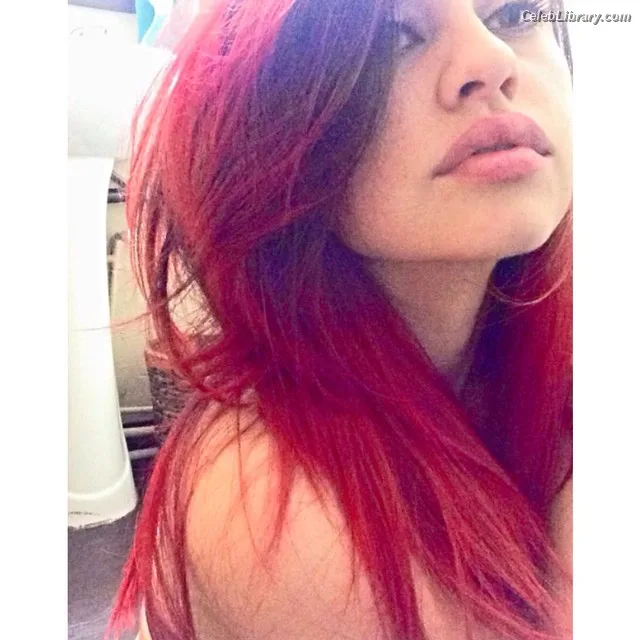 Yvette Monreal photo 24 of 106