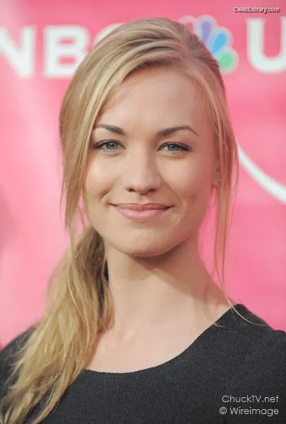 Yvonne Strahovski photo 21 of 410