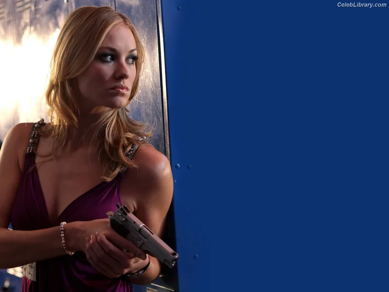 Yvonne Strahovski photo 24 of 408