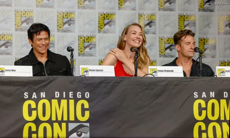 Yvonne Strahovski photo 23 of 408