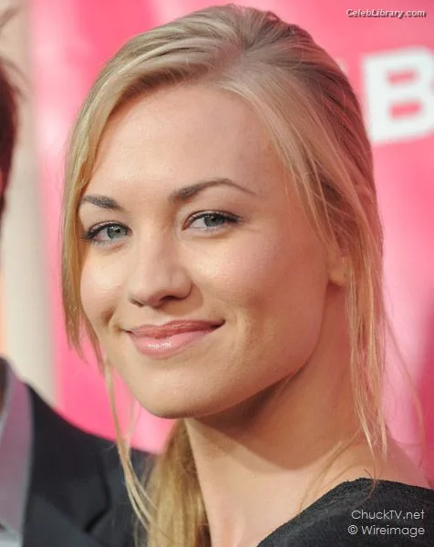 Yvonne Strahovski photo 20 of 408