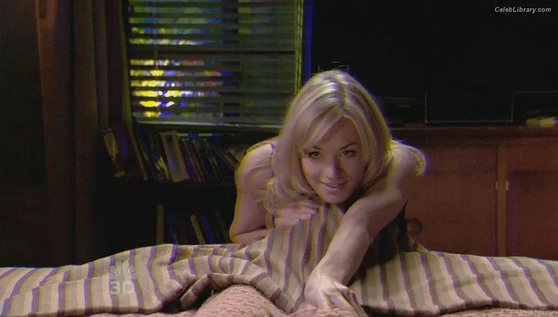 Yvonne Strahovski photo 16 of 408