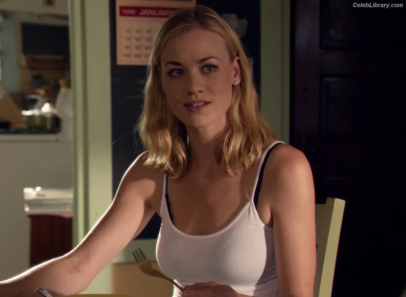 Yvonne Strahovski photo 22 of 408