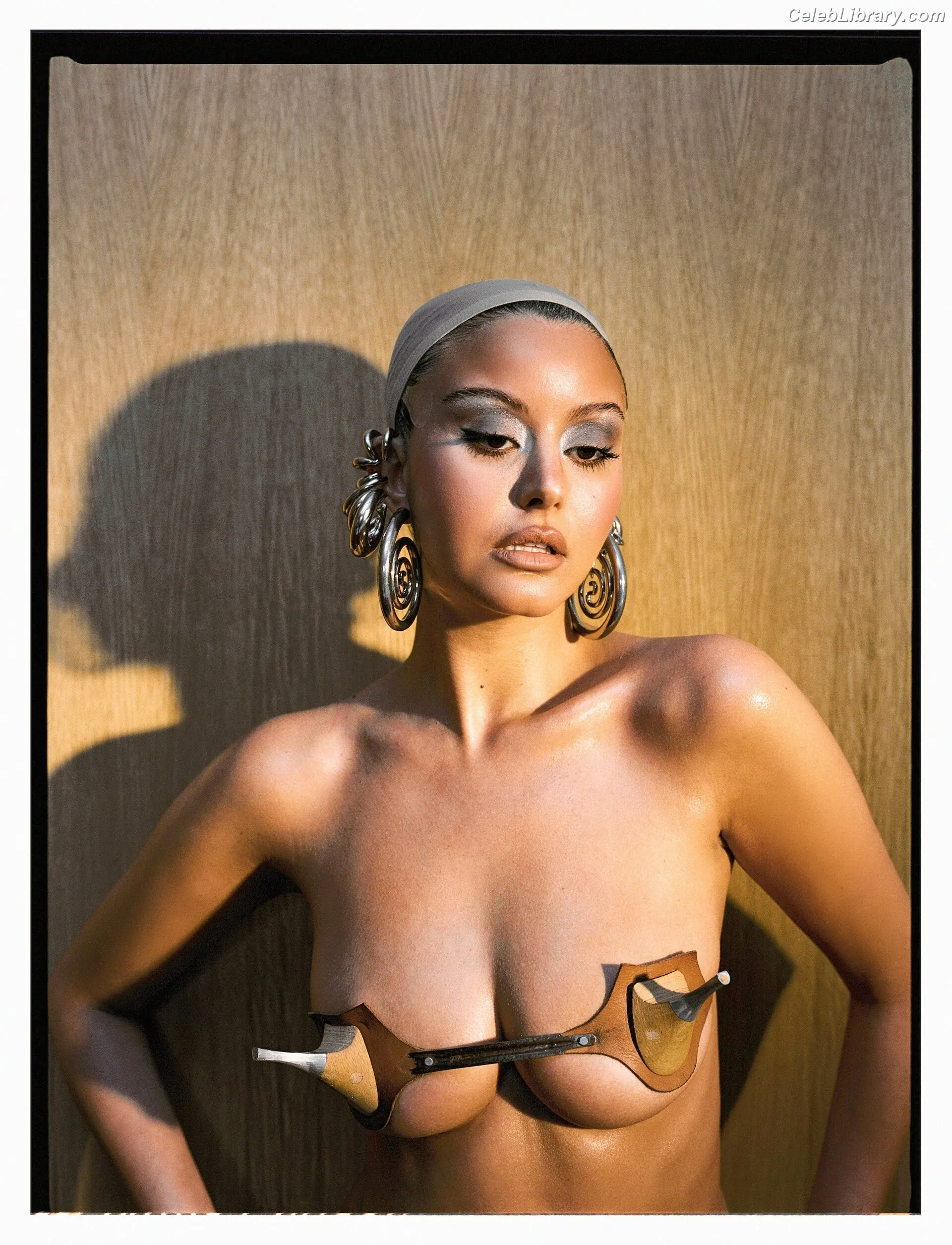Zahia Dehar photo 5 of 303