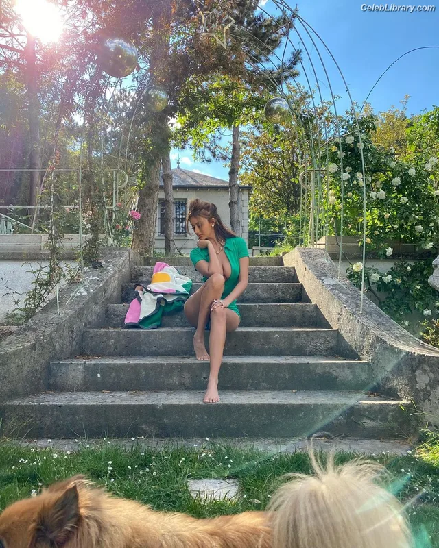 Zahia Dehar photo 15 of 303