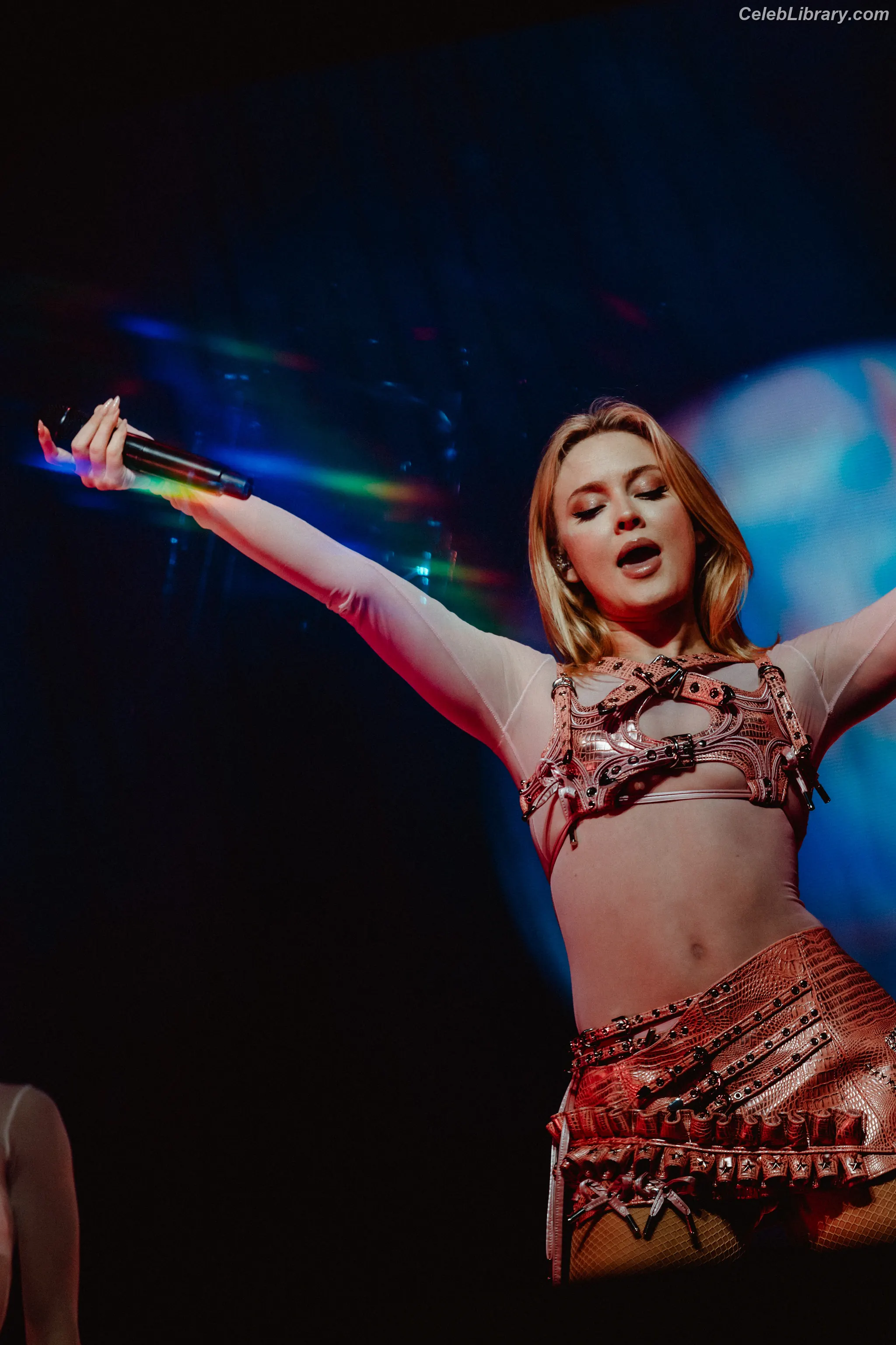 Zara Larsson photo 12 of 1005