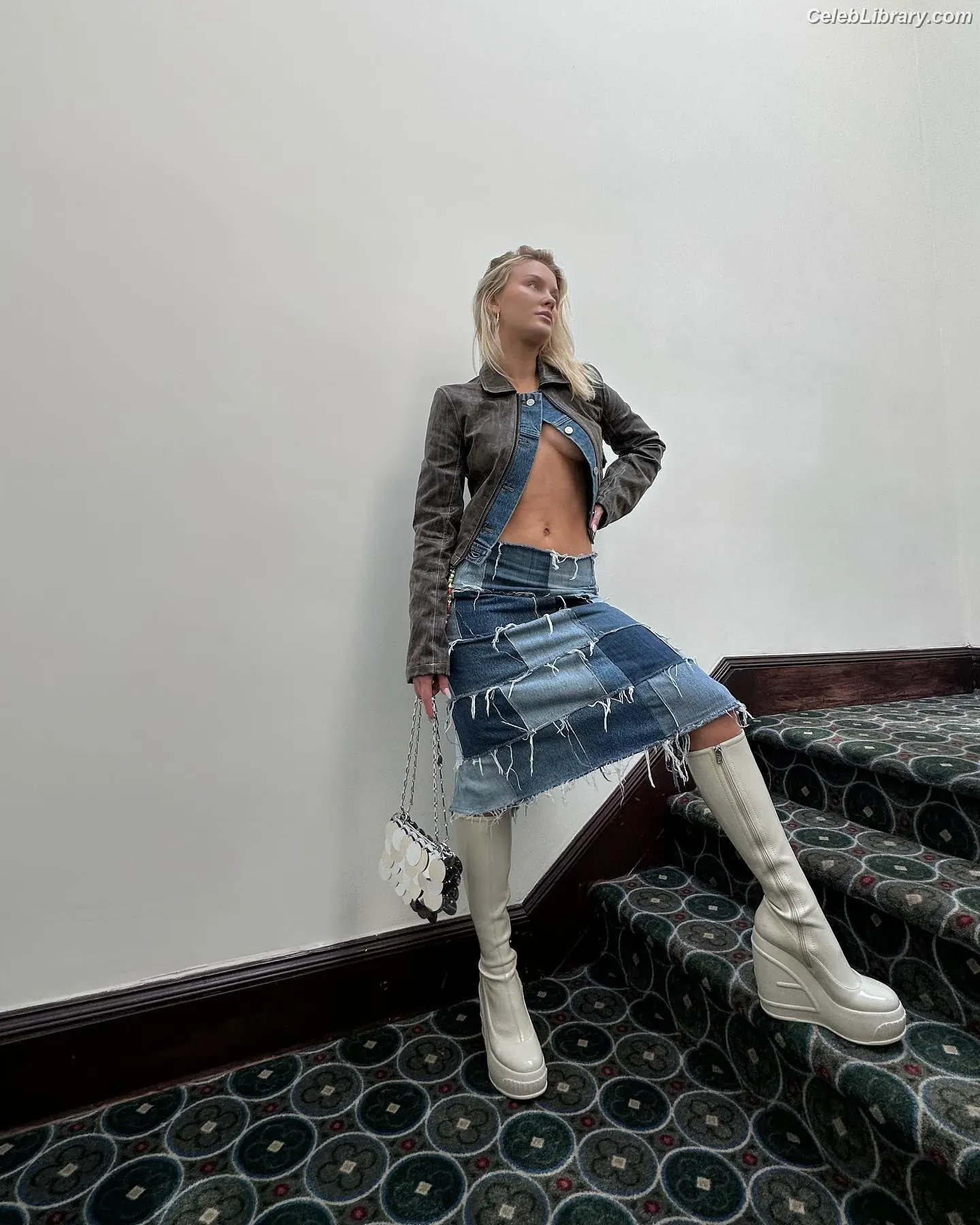 Zara Larsson photo 2 of 1005
