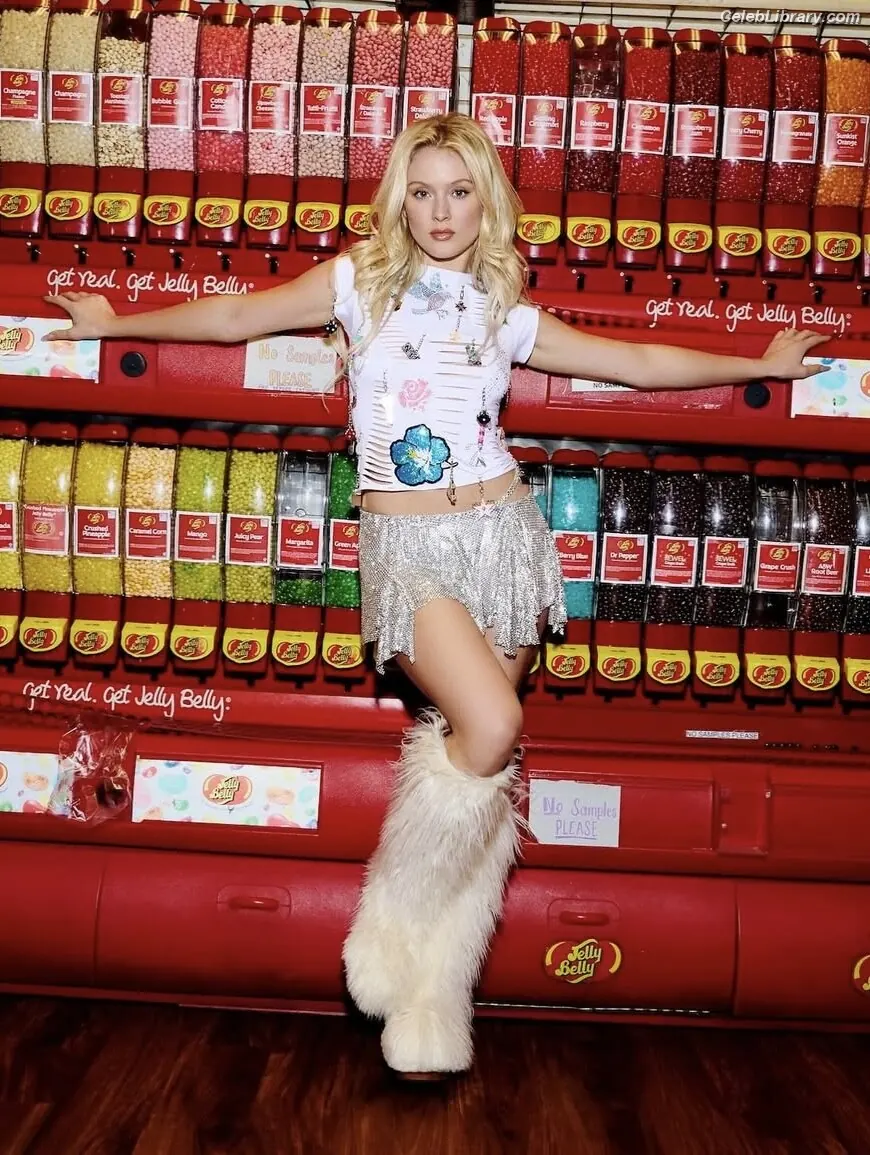 Zara Larsson photo 15 of 1005
