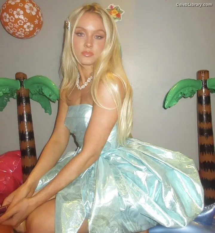 Zara Larsson photo 16 of 1005