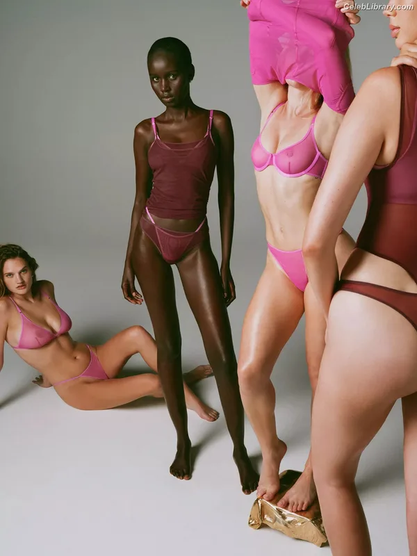Zara Larsson photo 16 of 1006