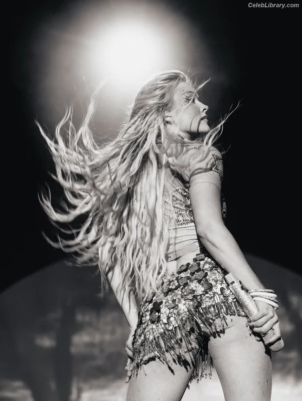 Zara Larsson photo 22 of 1006