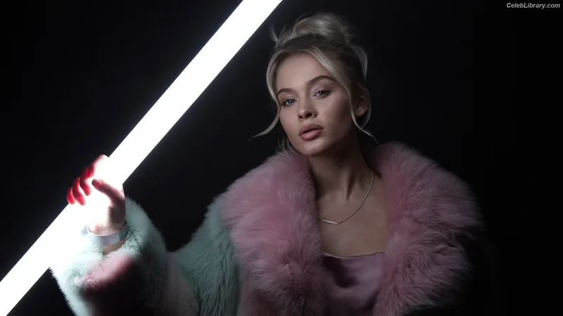 Zara Larsson photo 21 of 1006