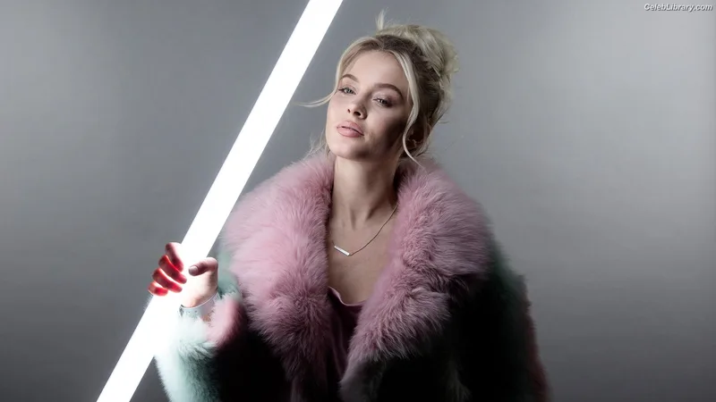 Zara Larsson photo 22 of 1006