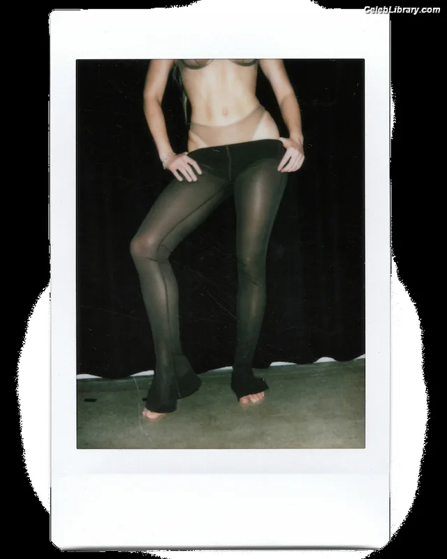 Zara Larsson photo 9 of 1006