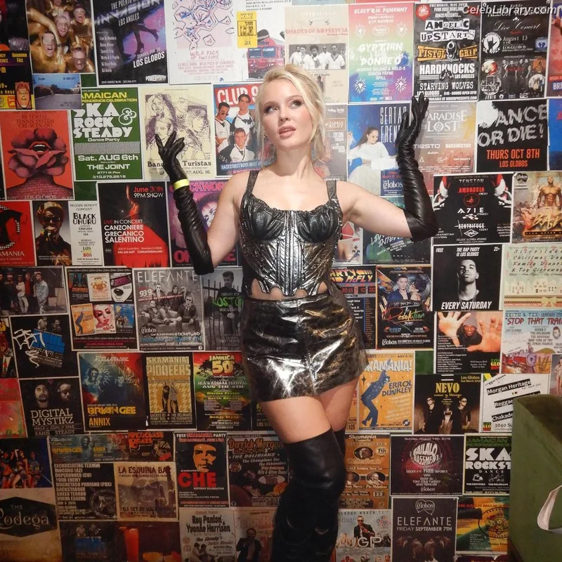 Zara Larsson photo 19 of 1006
