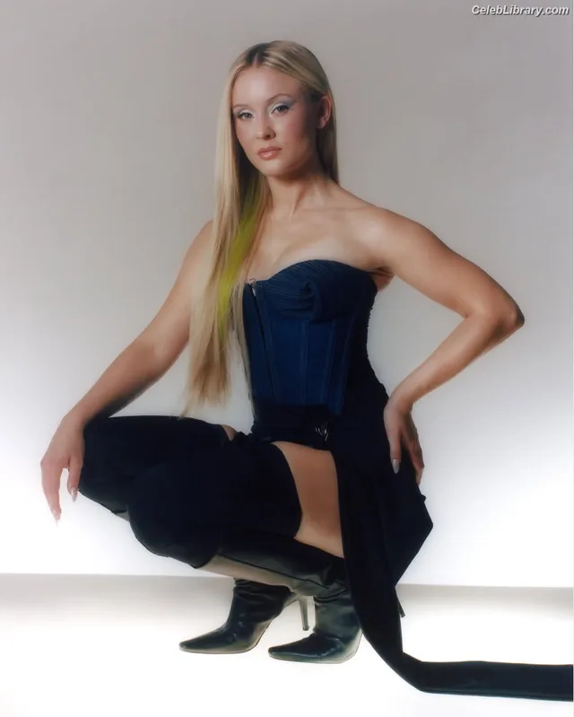 Zara Larsson photo 7 of 1006