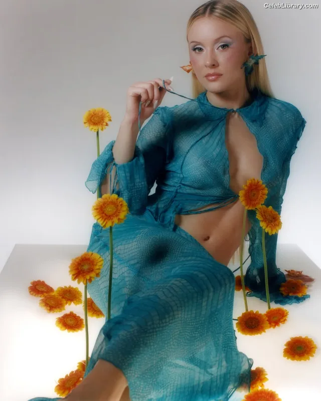 Zara Larsson photo 8 of 1006