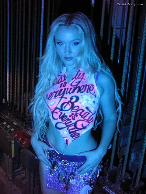 Zara Larsson photo 21 of 1006