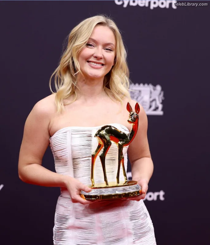 Zara Larsson photo 18 of 1006