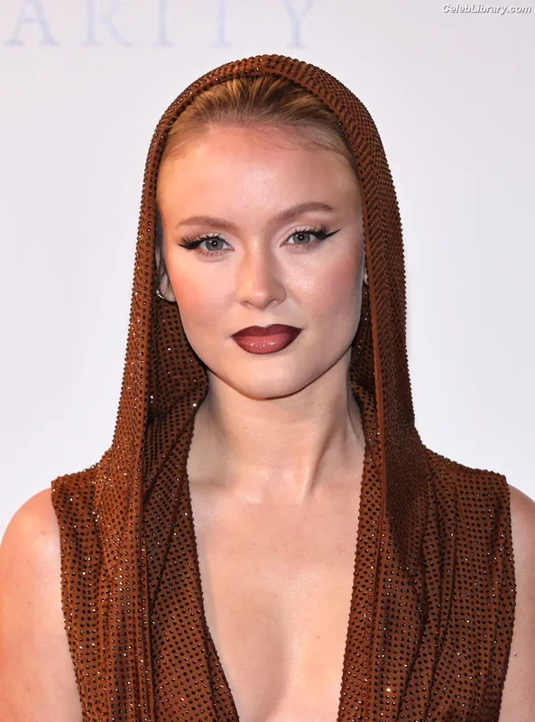 Zara Larsson photo 16 of 1006