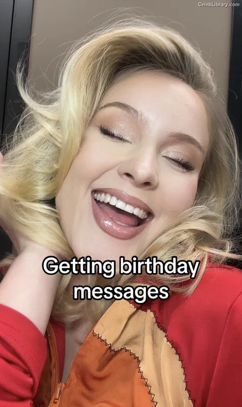 Zara Larsson photo 10 of 1006