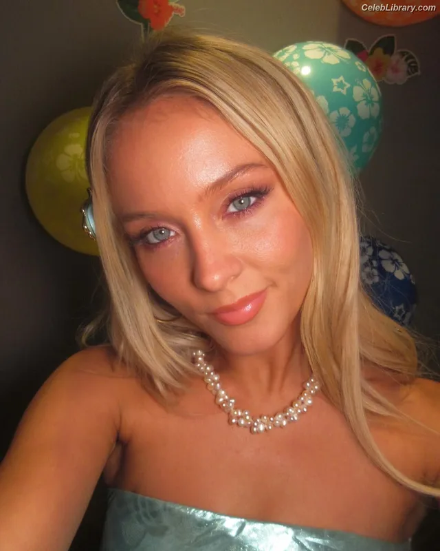 Zara Larsson photo 18 of 1006