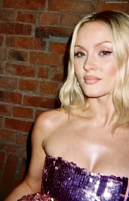 Zara Larsson photo 22 of 1006