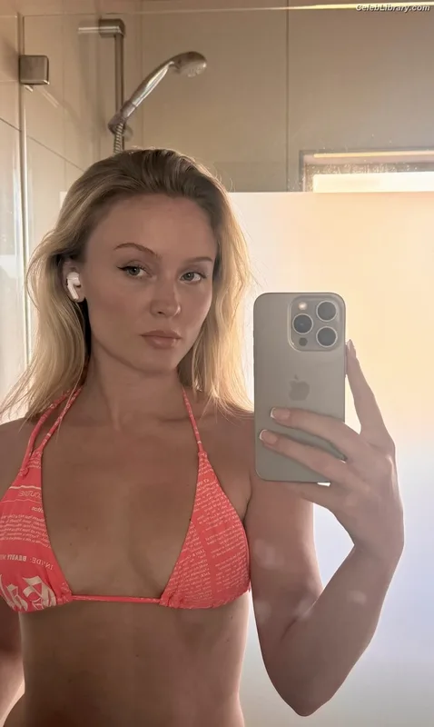 Zara Larsson photo 22 of 1006