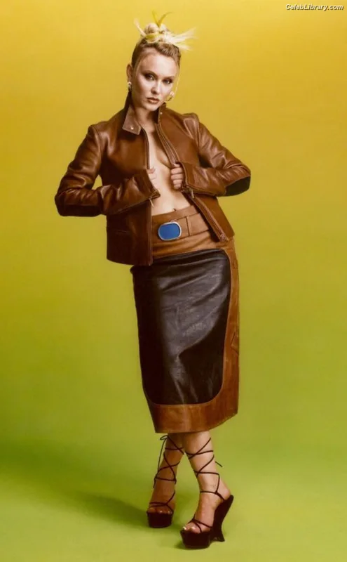 Zara Larsson photo 22 of 1006