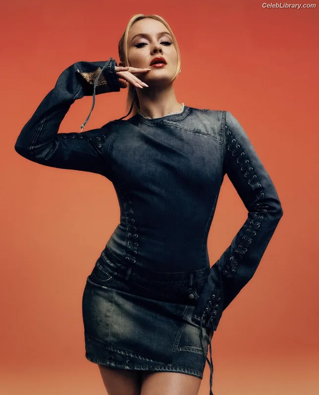 Zara Larsson photo 2 of 1006
