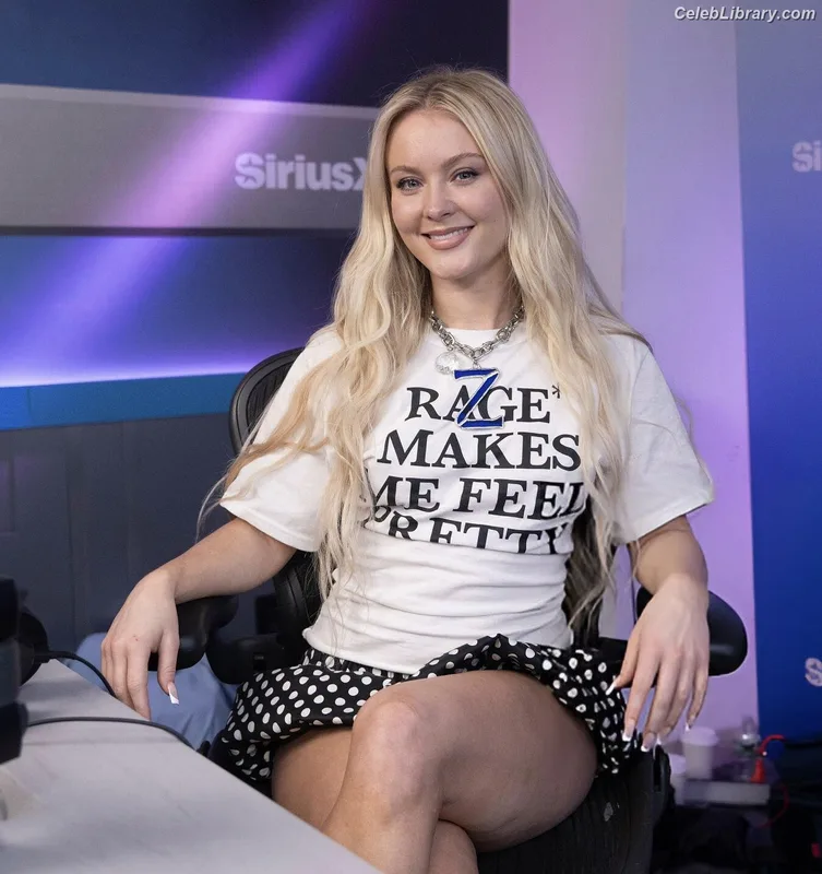 Zara Larsson photo 1 of 1006