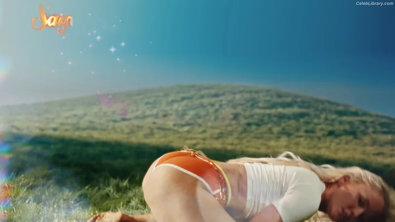 Zara Larsson photo 2 of 1006