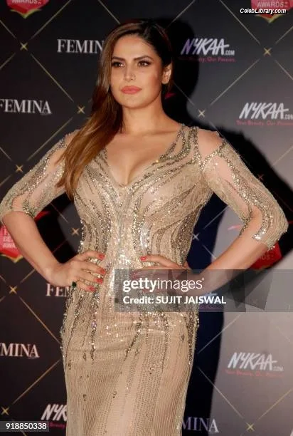 Zareen Khan photo 3 of 5
