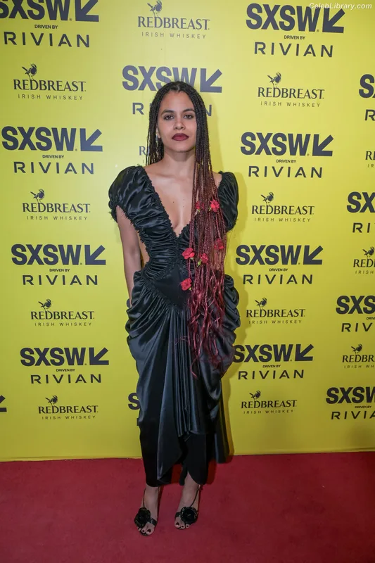 Zazie beetz photo 15 of 163