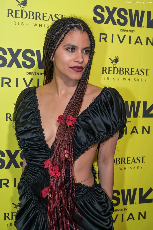 Zazie beetz photo 18 of 163