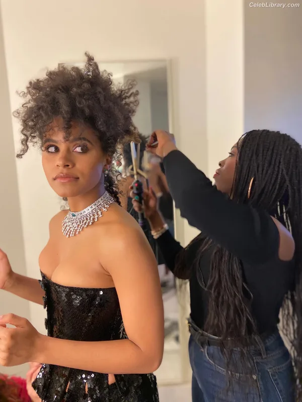 Zazie beetz photo 4 of 163