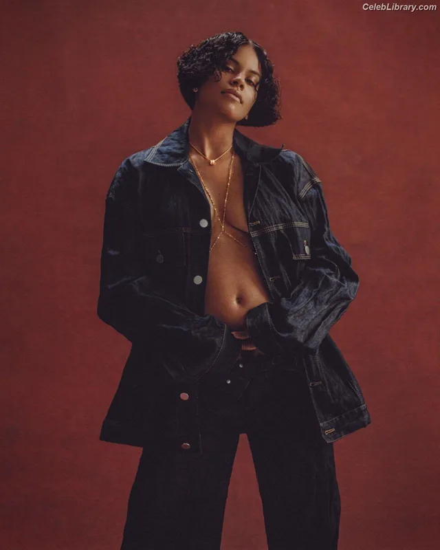Zazie beetz photo 5 of 163
