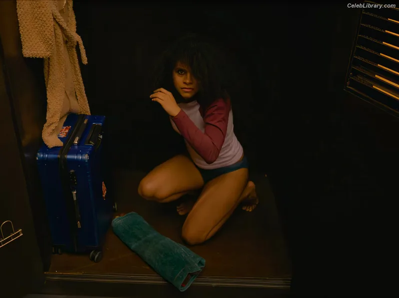 Zazie beetz photo 5 of 163