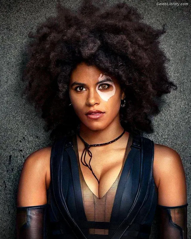 Zazie beetz photo 11 of 163