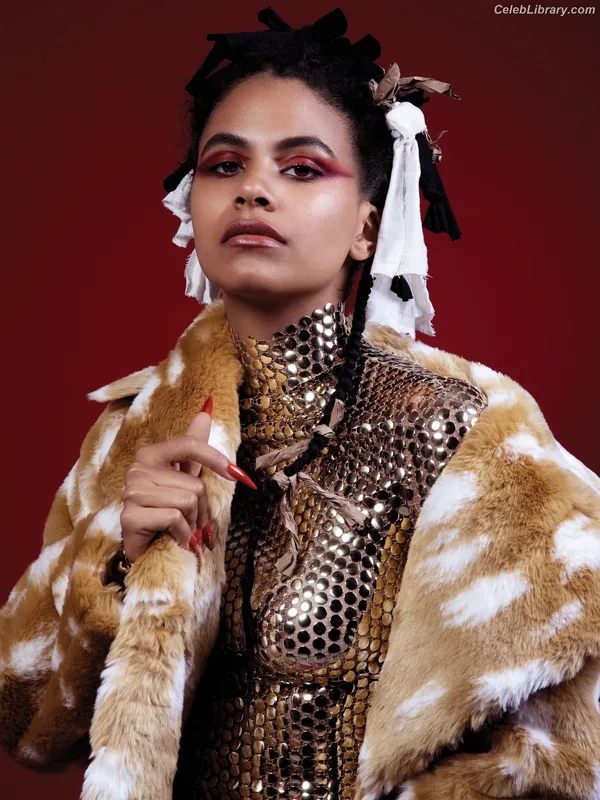 Zazie beetz photo 20 of 163