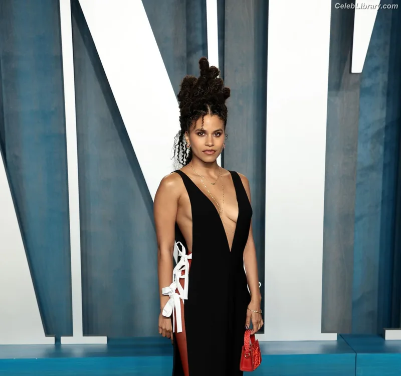 Zazie beetz photo 21 of 163