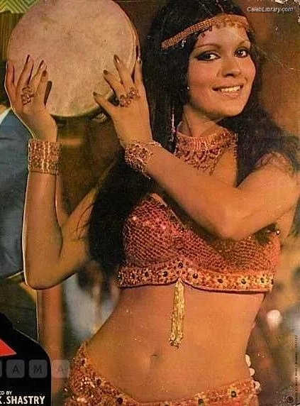 Zeenat Aman photo 6 of 34