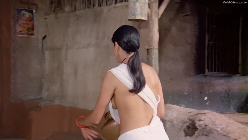Zeenat Aman photo 19 of 34