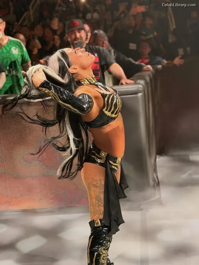 Zelina Vega photo 16 of 1497